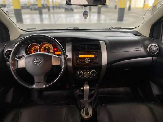NISSAN-LIVINA-1.6 16V FLEX 4P MANUAL NISSAN-LIVINA-2011