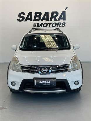 NISSAN-LIVINA-2012
