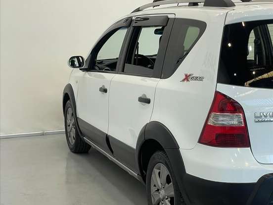 NISSAN-LIVINA-1.8 SL X-GEAR 16V FLEX 4P AUTOMÁTICO NISSAN-LIVINA-2012
