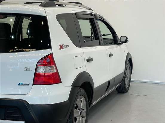 NISSAN-LIVINA-1.8 SL X-GEAR 16V FLEX 4P AUTOMÁTICO NISSAN-LIVINA-2012