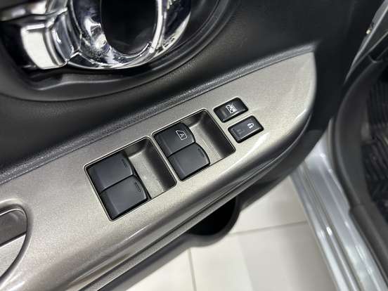 NISSAN-MARCH-1.0 S 12V FLEX 4P MANUAL NISSAN-MARCH-2014