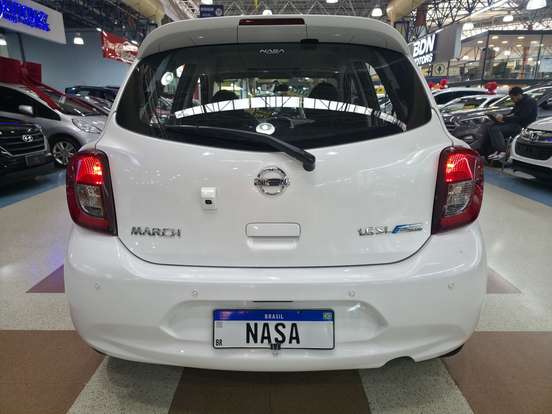 NISSAN-MARCH-2017