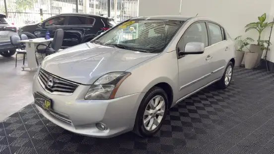 NISSAN-SENTRA-2012