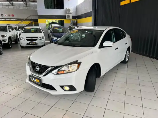 NISSAN-SENTRA-2018