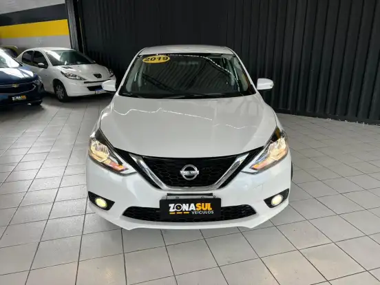 NISSAN-SENTRA-2018