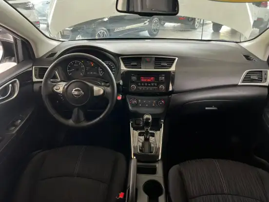 NISSAN-SENTRA-2018