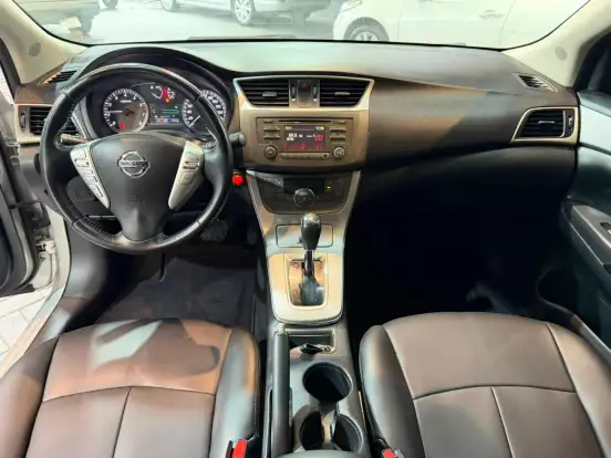 NISSAN-SENTRA-2.0 SV 16V FLEX 4P AUTOMÁTICO NISSAN-SENTRA-2013