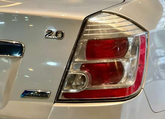 NISSAN-SENTRA-2.0 16V FLEX 4P MANUAL NISSAN-SENTRA-2011
