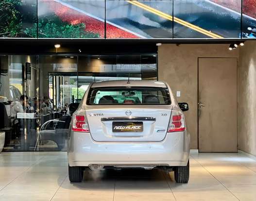 NISSAN-SENTRA-2011