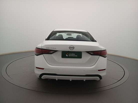NISSAN-SENTRA-2024