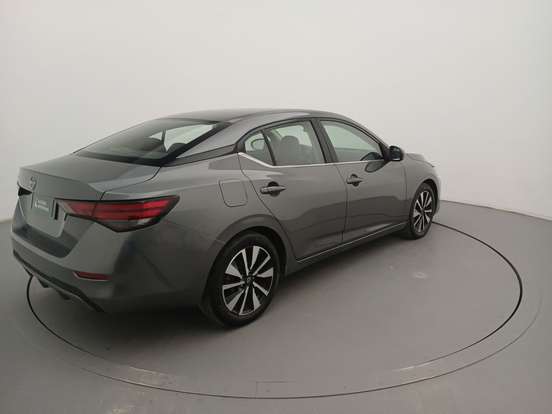 NISSAN-SENTRA-2024