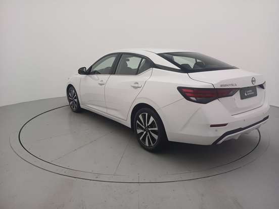 NISSAN-SENTRA-2024