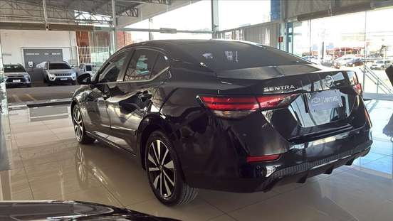 NISSAN-SENTRA-2023