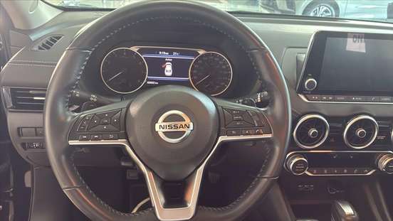 NISSAN-SENTRA-2023