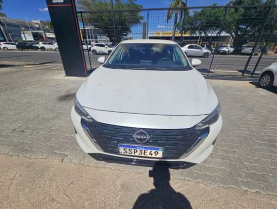 NISSAN-SENTRA-2024