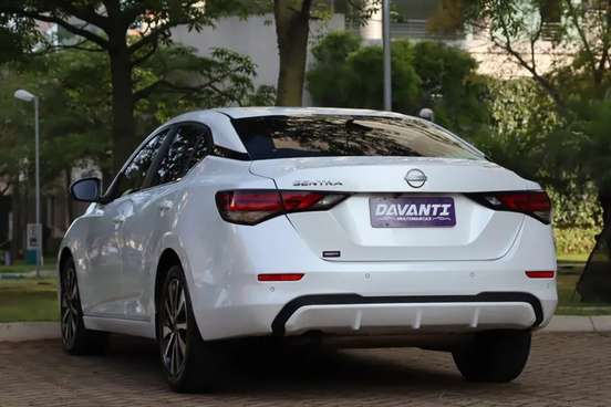 NISSAN-SENTRA-2024