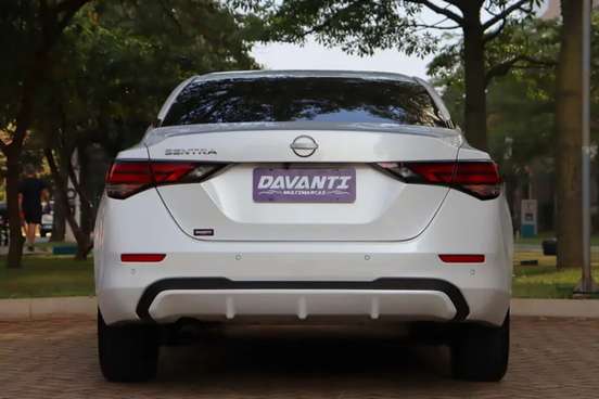 NISSAN-SENTRA-2024