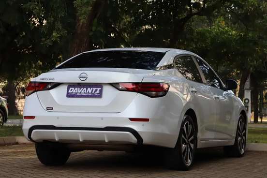 NISSAN-SENTRA-2024