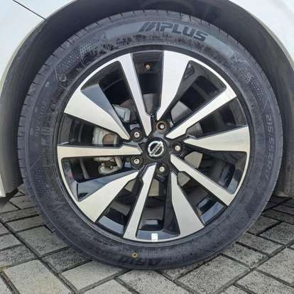 NISSAN-SENTRA-2025
