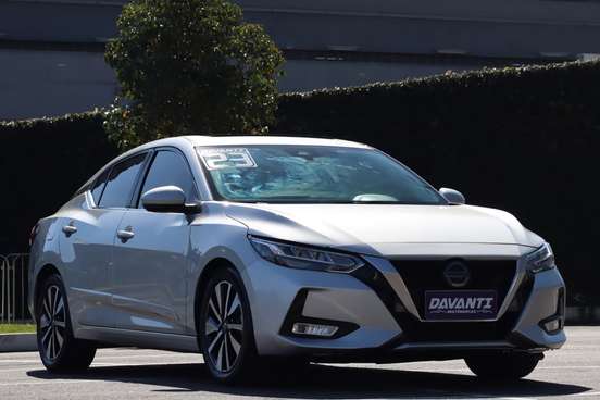 NISSAN-SENTRA-2023