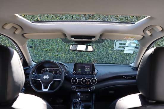 NISSAN-SENTRA-2023