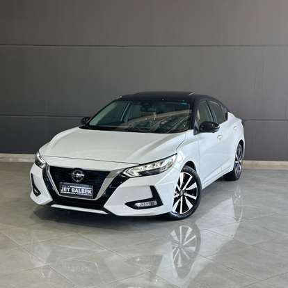 NISSAN-SENTRA-2023