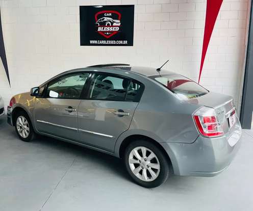 NISSAN-SENTRA-2011