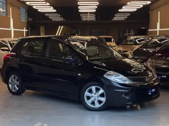 NISSAN-TIIDA-1.8 SL 16V FLEX 4P AUTOMÁTICO NISSAN-TIIDA-2011