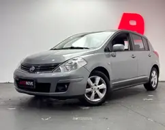 NISSAN TIIDA 1.8 S 16V FLEX 4P MANUAL NISSAN TIIDA 1.8 S 16V FLEX 4P MANUAL