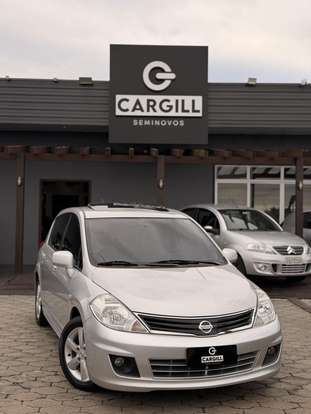 NISSAN-TIIDA-2011