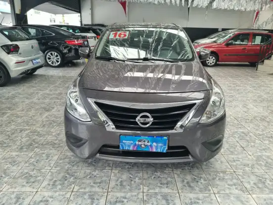 NISSAN-VERSA-2015