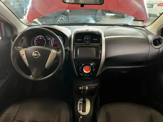 NISSAN-VERSA-1.6 16V FLEXSTART UNIQUE 4P XTRONIC NISSAN-VERSA-2016