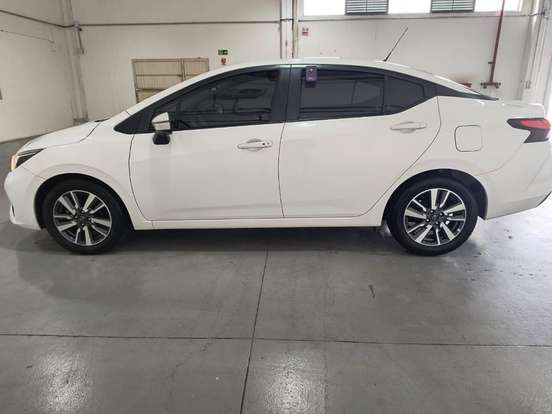 NISSAN-VERSA-2024