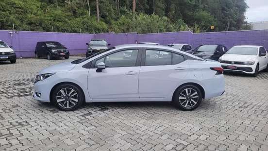 NISSAN-VERSA-2025