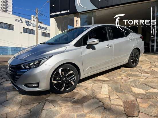NISSAN-VERSA-2023