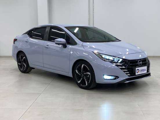 NISSAN-VERSA-2023