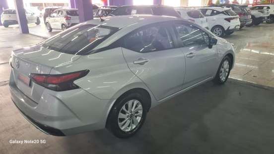 NISSAN-VERSA-2025