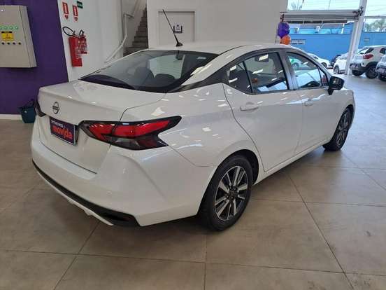 NISSAN-VERSA-2025