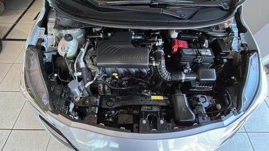 NISSAN-VERSA-2025