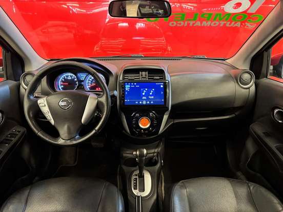 NISSAN-VERSA-2017