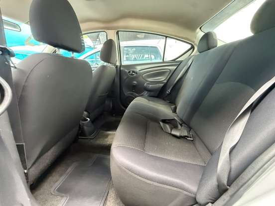 NISSAN-VERSA-1.6 16V FLEX SV 4P MANUAL NISSAN-VERSA-2012