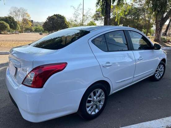 NISSAN-VERSA-1.6 16V FLEXSTART SV 4P XTRONIC NISSAN-VERSA-2019