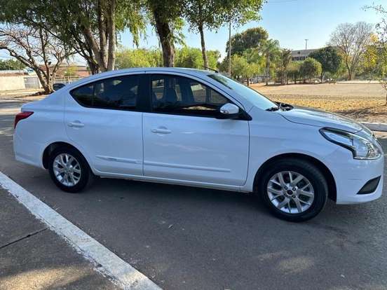 NISSAN-VERSA-1.6 16V FLEXSTART SV 4P XTRONIC NISSAN-VERSA-2019