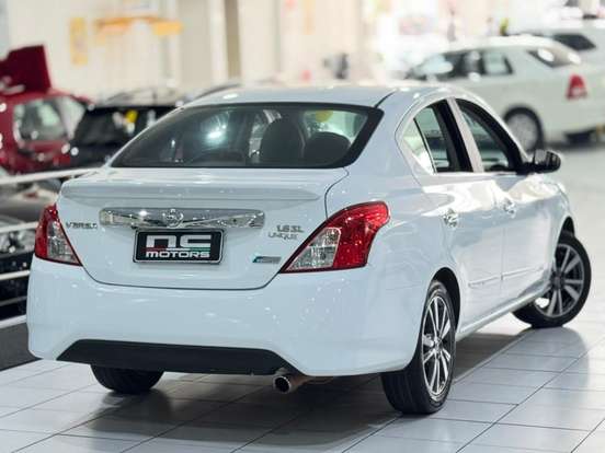 NISSAN-VERSA-1.6 16V FLEXSTART UNIQUE 4P XTRONIC NISSAN-VERSA-2018