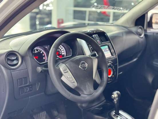 NISSAN-VERSA-1.6 16V FLEXSTART UNIQUE 4P XTRONIC NISSAN-VERSA-2018