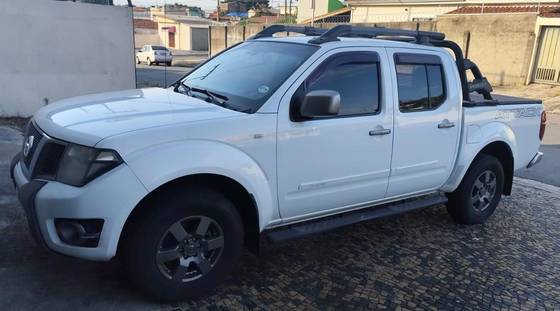 NISSAN FRONTIER 2.5 SV ATTACK 4X4 CD TURBO ELETRONIC DIESEL 4P MANUAL