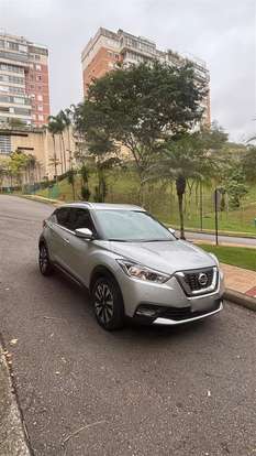 NISSAN-KICKS-1.6 16V FLEXSTART SV 4P XTRONIC NISSAN-KICKS-2017