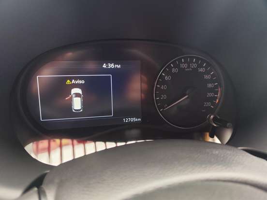 NISSAN-KICKS PLAY-2025