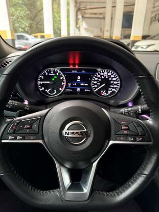 NISSAN-SENTRA-2023