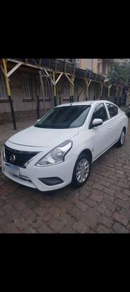 NISSAN-VERSA-2017